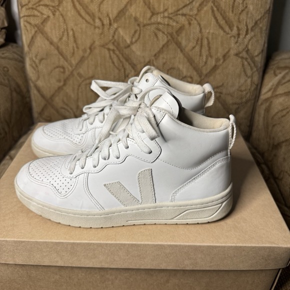 Veja Shoes - VEJA V- 15 Mid Top Fashion Sneaker Extra‎ White Leather Womens US 8 Nice